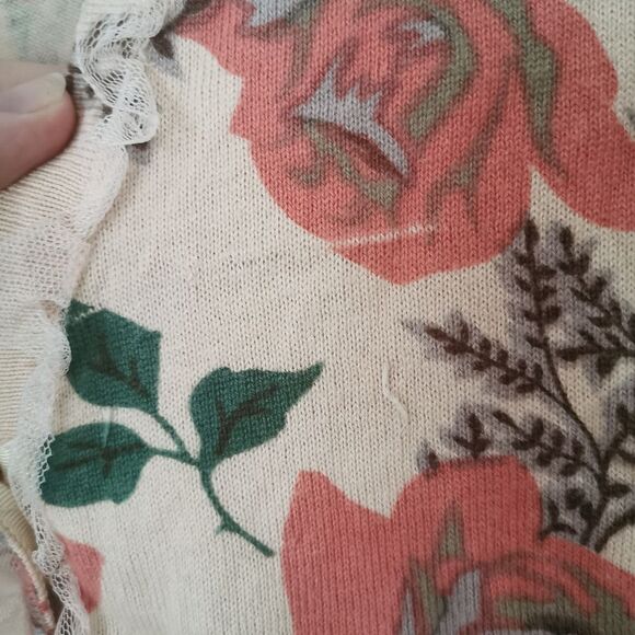 Twelve by twelve floral knit cardigan size xs - Picture 6 of 6